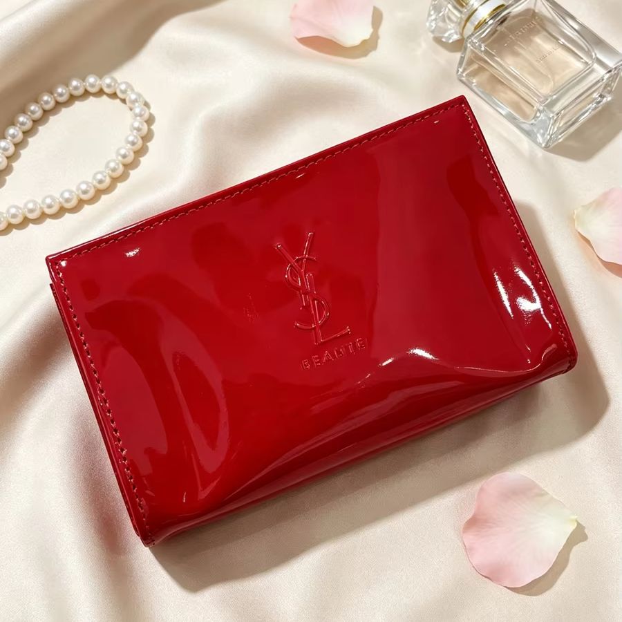 Czerwona kosmetyczka YSL z lak – Luxury Bags Ysl recenzja i cena