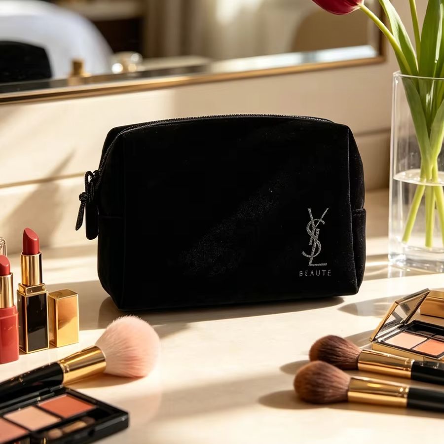 Czarna kosmetyczka YSL z nadru – Luxury Bags Ysl recenzja i cena