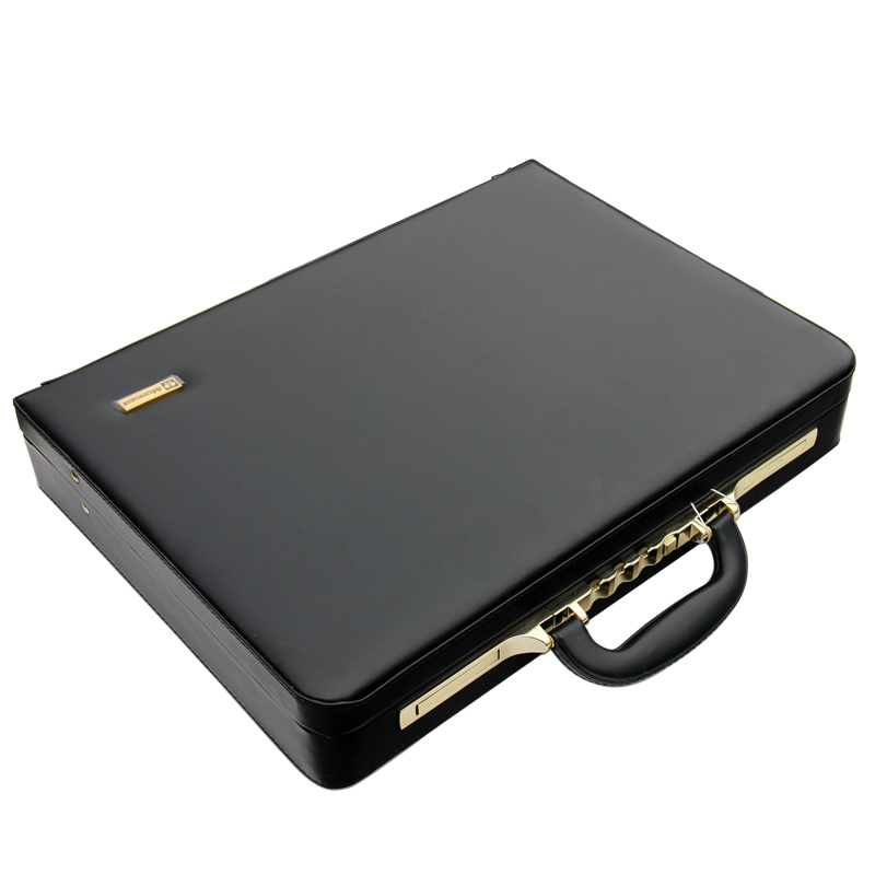Luksusowa walizka na kółkach z – Luxury Bags That Fit Laptop recenzja i cena