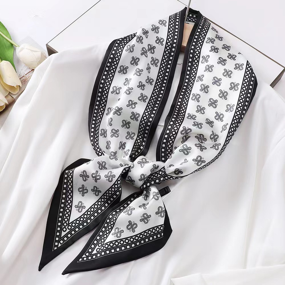 Luksusowa jedwabna apaszka dam – Luxury Bags In China recenzja i cena