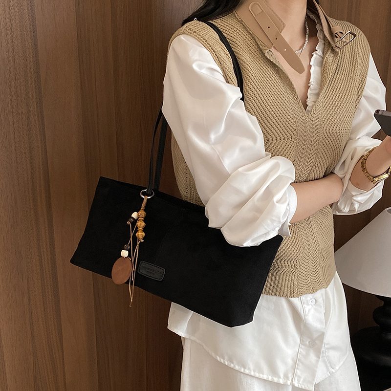 LEFTSIDE Retro Zamszowa Torba  – Luxury Bags 2026 recenzja i cena